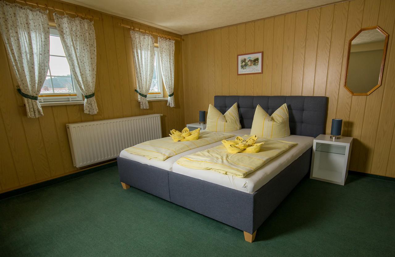 Pension Immergrün Kurort Jonsdorf Exterior foto